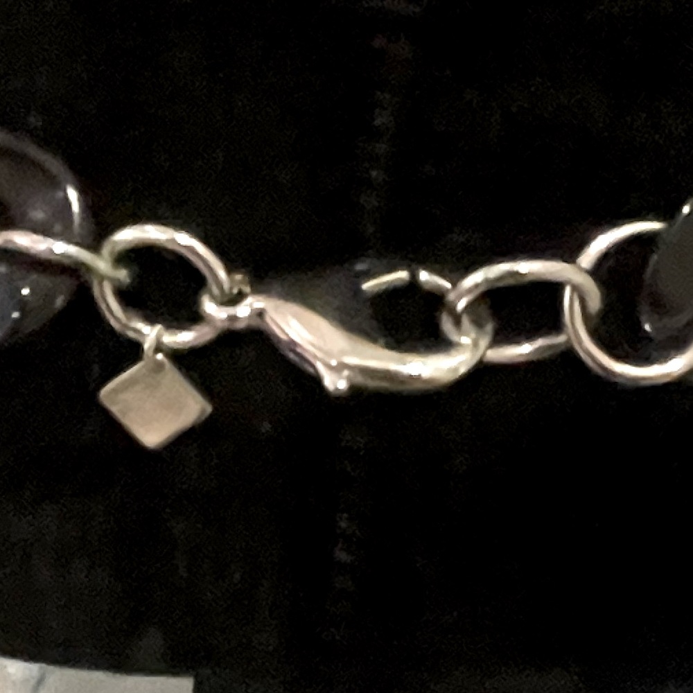 Banana Republic Beaded Necklace - Picture 5 of 6